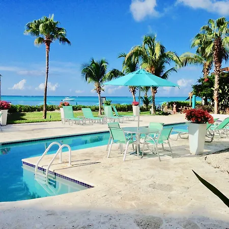 White House Villa At Coral Gardens